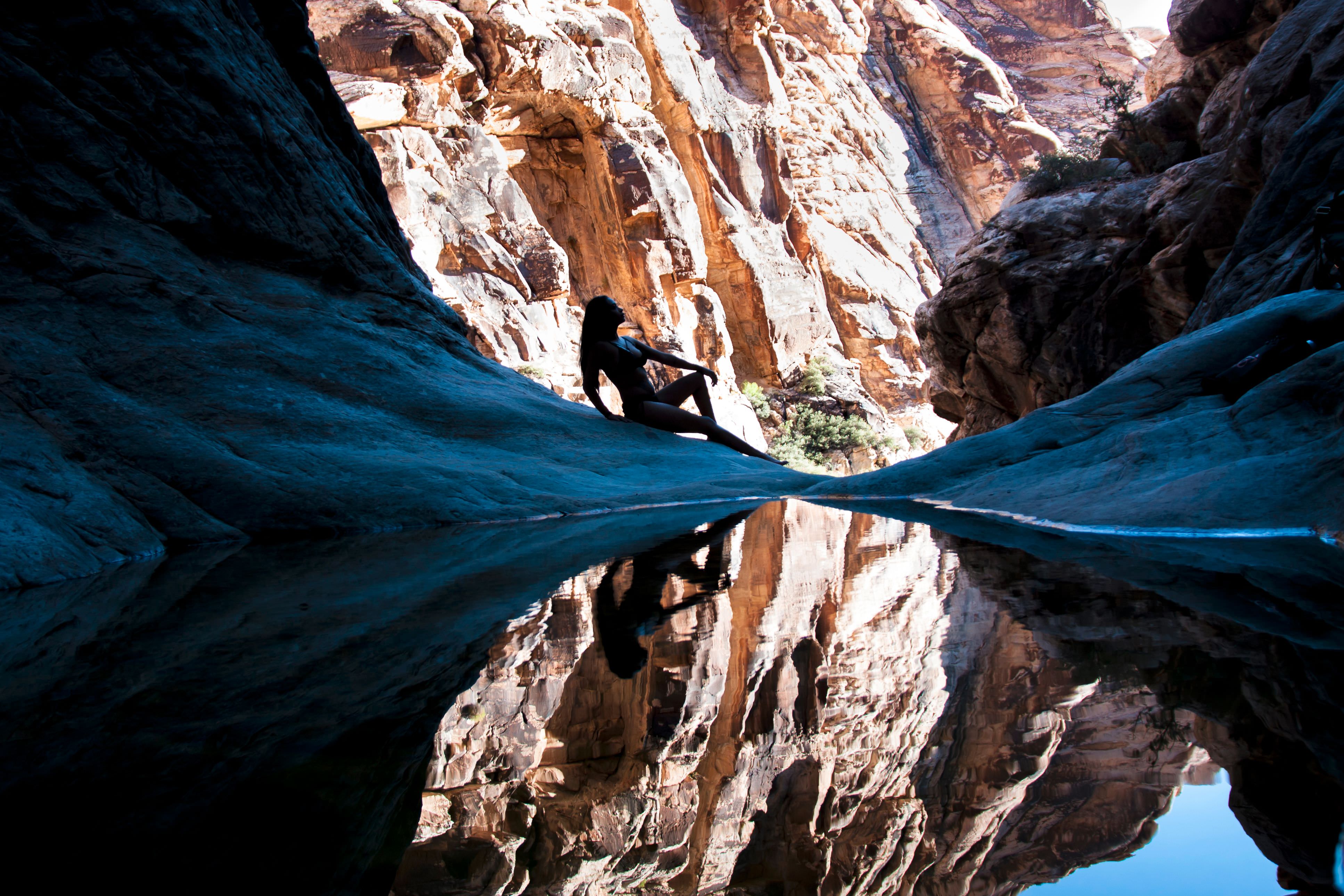 Product-forward commercial scene